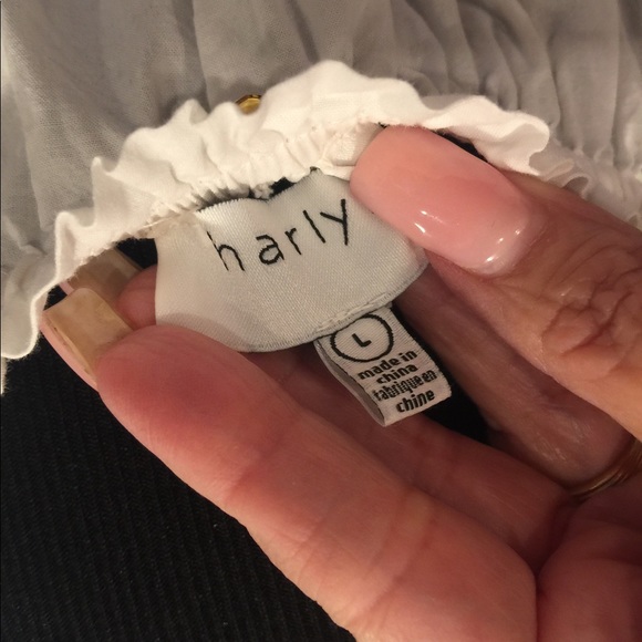 Harlyn white/red trim peasant blouse 🌸Size Large - Picture 6 of 6